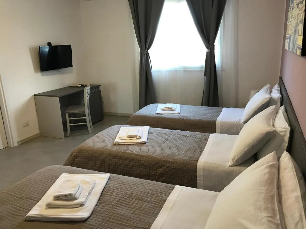 קטאניה Borgo Palombaio Home לינה וארוחת בוקר